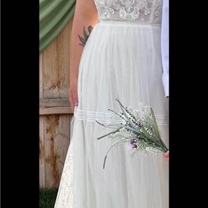 Melissa Sweet Ivory Lace Bridal Gown